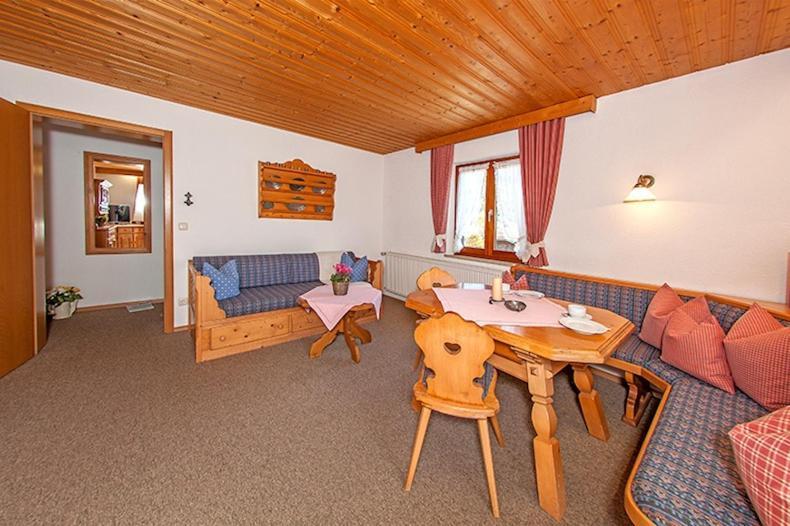 Gaestehaus Menkenbauer Ruhpolding Kültér fotó