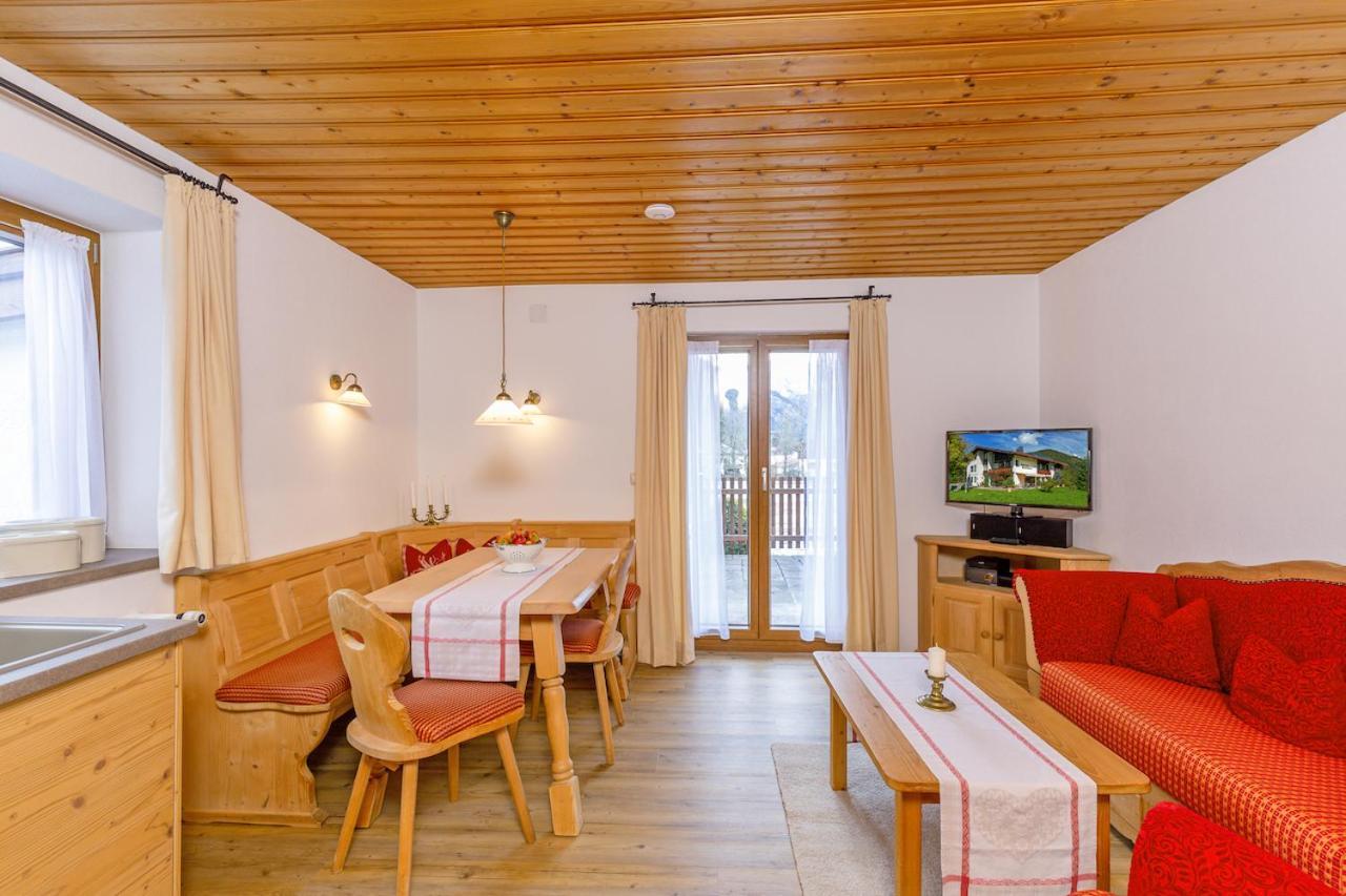 Gaestehaus Menkenbauer Ruhpolding Kültér fotó